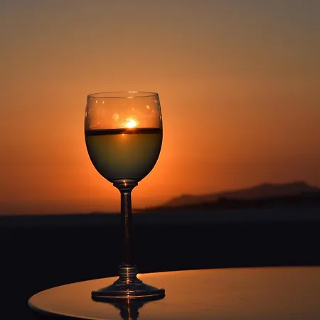Nyaraló White Ibex - Off-the-beaten-path Escape With Sea & Sunset Views