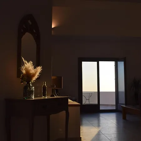 Holiday home White Ibex Emporio (Santorini)